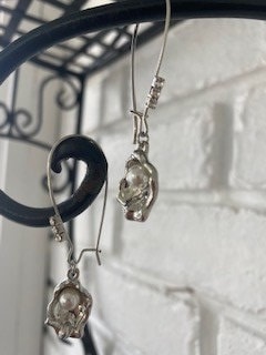 Oyster Pearl Earrings
